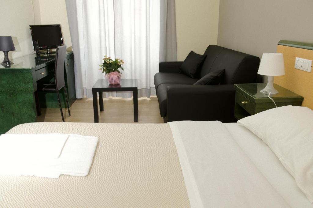 Hotel Suisse Genoa Ngoại thất bức ảnh